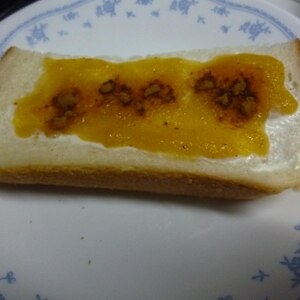 柿ジャム＆シナモンヨーグルト*トースト♪